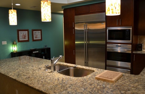 Orange Beach Condo | Turquoise Place Cat's Meow has the IT factor, makes everyone Purr! C2007