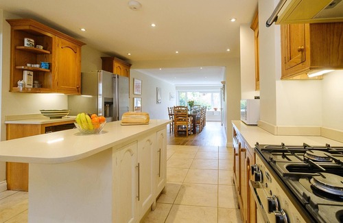 Thorpeness Apartment | Turret House - sleeps 10 guests in 5 bedrooms