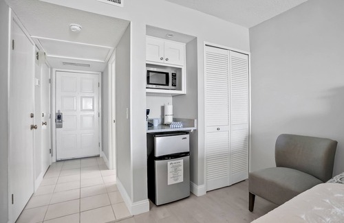 Fernandina Beach Condo | Turtle Dunes Ocean Front Studio Condo on Amelia Island Plantation