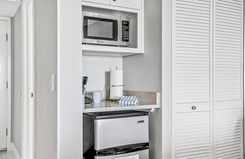 Fernandina Beach Condo | Turtle Dunes Ocean Front Studio Condo on Amelia Island Plantation