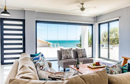 Britannia Bay Villa | Turtle n Tides