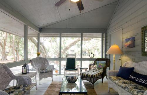 Oak Grove House | Turtle Pond
