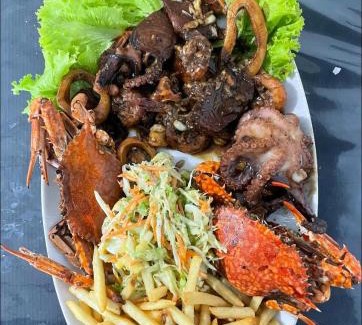 Polhena Hotel | Turtle Sea Guest & Restaurants