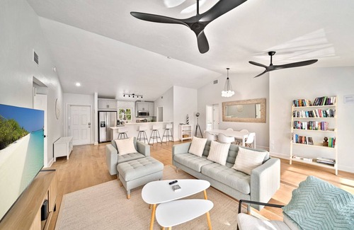 Sanibel House | Turtle Tracks: Pool Home off West Gulf. Pets OK!