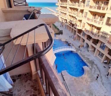 Al Ahyaa Apartment | Turtles beach resort hourghada studio view sea view pool private beach jacuzzi security air-conditioned Cafe restaurant on the beach and a large sunny balcony