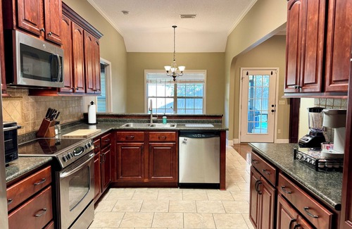 Northport House | Tuscaloosa Retreat