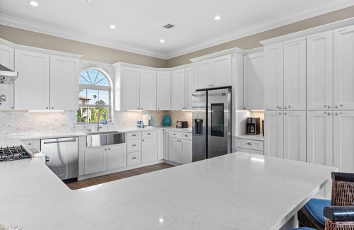 St. Tropez House | Tuscan Luxury Villa: Private Beach, Updated Kitchen, Golf Cart, Arcade, & more 🖤