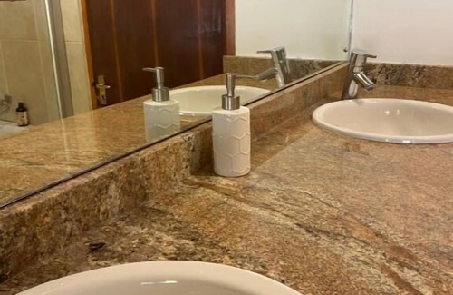 Greater Johannesburg Metropolitan Area Bed & Breakfast | Tuscan Rose