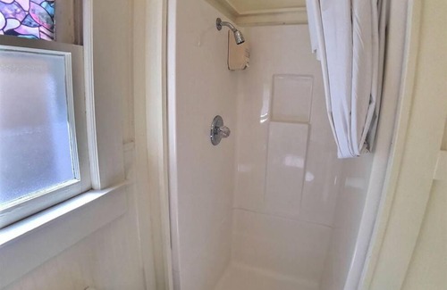 Eureka Springs Apartment | Tuscany Dream Rock Cottage/#8