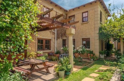 Somerset West Villa | Tuscany Hauss
