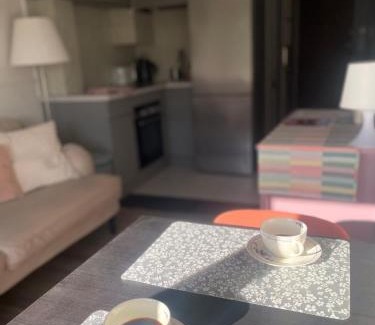 Saska Kepa Apartment | Twój cichy azyl w sercu Warszawy - StudioSaskaKępa