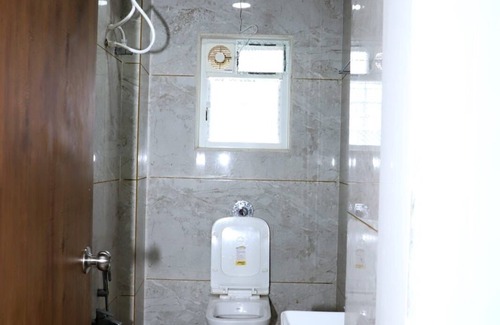 Tuljapur Hotel | Twarita Executive Lodge