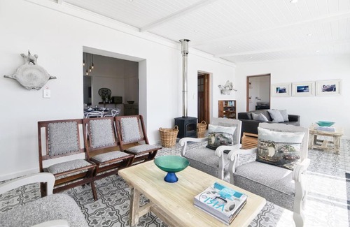 Arniston House | Twee Brode In Arniston