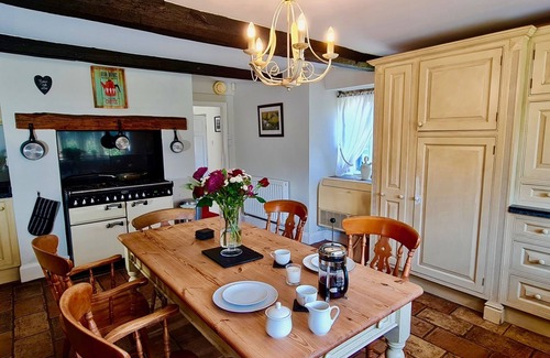 Ogden House | Twin beds , separate bathroom, countryside view