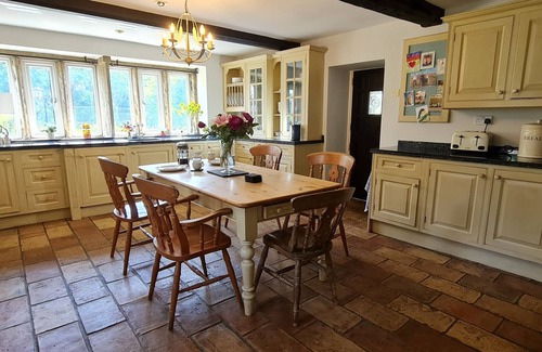 Ogden House | Twin beds , separate bathroom, countryside view