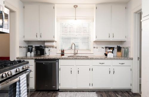 Ecco House | Twin City Terrace