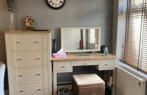 Falmouth Apartment | Twin Gates Annexe