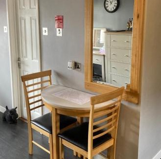 Falmouth Apartment | Twin Gates Annexe
