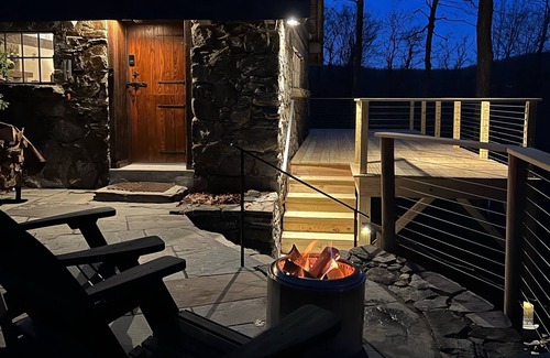 Pawling Cottage | Twin Lakes Designer Stone Cottage