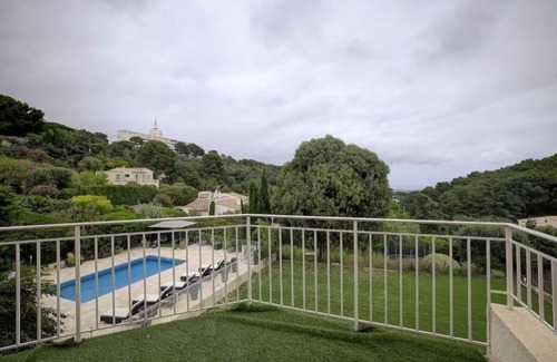 Le Cannet Villa | Twin Luxurious Villas 8 BR Pool in Vallauris