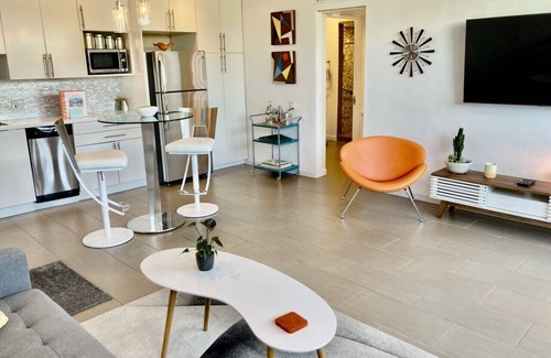 Twin Palms Condo | Twin Palms Ocotillo Lodge - Mid-Century Modern w/Views of Mt. San Jacinto