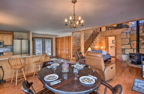 Ellijay Cottage | Twin Pines Hill House - Fire Pit & Mountain View