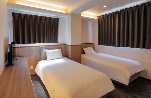 Shikitsuhigashi House | Twin room / Osaka Ōsaka
