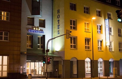 Altstadt House | Twin room, shower, WC, separate beds - City-Hotel Kurfürst Balduin
