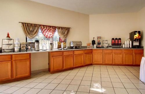 Biloxi Hotel | Twin Star Lodge