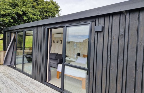 Mangawhai Cabin | Twin Totara Cottage
