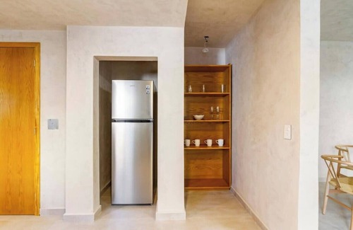 La Estancia Apartment | Two beautiful rooms with pool