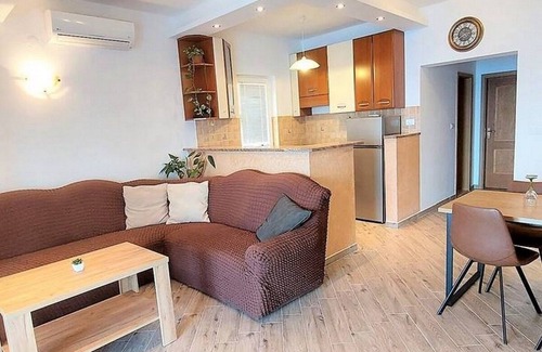Sobra Apartment | Two bedroom apartment near beach Sobra, Mljet (A-22327-b)