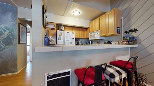 Majestic Pines Apartment | Two-Bedroom Apartment