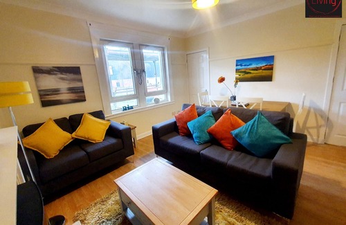 Airdrie Apartment | Two Bedroom Apartment by Klass Living Serviced Accommodation Airdrie - Nicol Apartment With WiFi & Parking