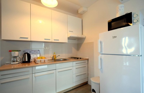 Gabonjin Apartment | Two bedroom apartment with balcony Gabonjin, Krk (A-19414-b)