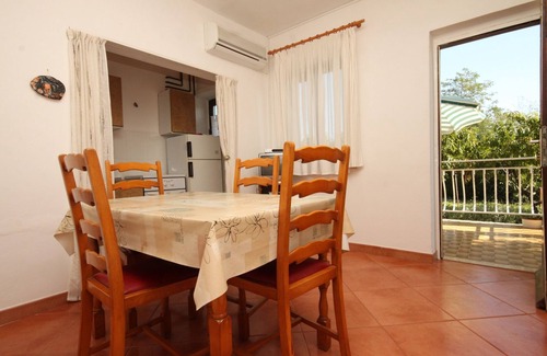 Basanija Apartment | Two bedroom apartment with terrace Bašanija, Umag (A-7149-b)