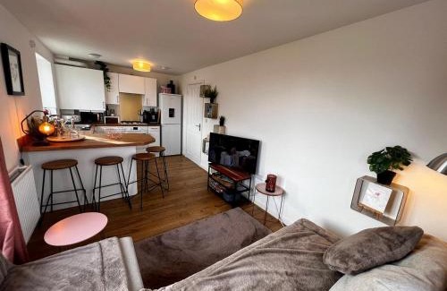 Barry Apartment | Two bedroom apartment in Barry-close to beach
