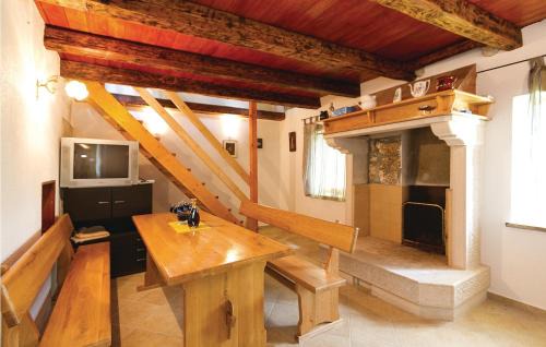 Flengi Apartment | Two-Bedroom Apartment In Vrsar