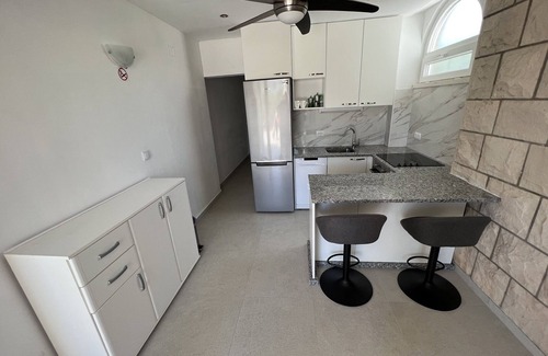 Kneza Apartment | Two bedroom apartment near beach Kneža, Korčula (A-168-a)