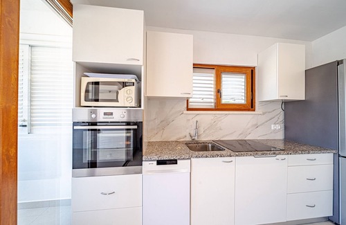 Kneza Apartment | Two bedroom apartment near beach Kneža, Korčula (A-168-b)