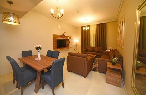 Al Nahda 2 Hotel | Two Bedroom Apartment Near NMC Sociality Hospital
