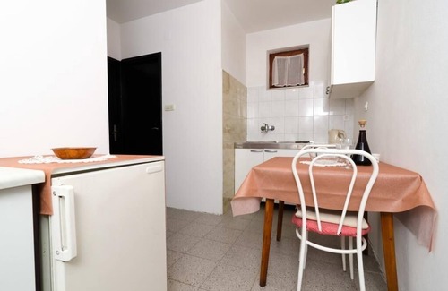 Zuljana Apartment | Two bedroom apartment with balcony Žuljana, Pelješac (A-256-b)