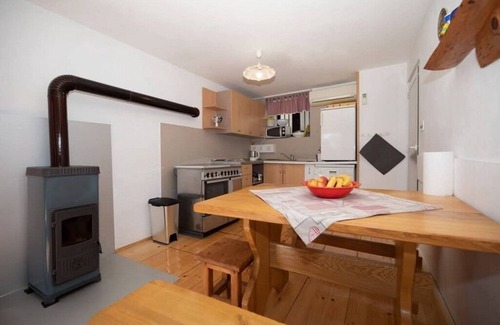 Lic Apartment | Two bedroom apartment with terrace Lič, Gorski kotar (A-23685-a)