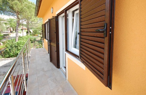 Marsici Apartment | Two bedroom apartment with shared pool and gym