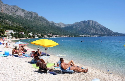 Brist Apartment | Two bedroom apartment with terrace Brist, Makarska (A-11039-c)