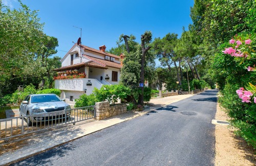 Artatore Apartment | Two bedroom apartment with terrace Artatore, Lošinj (A-2509-a)