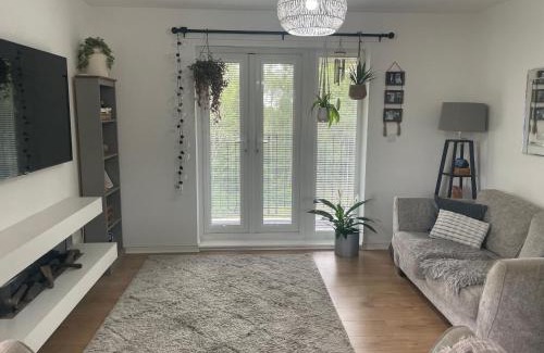 Widnes Apartment | Two bedroom apartment with balcony central location