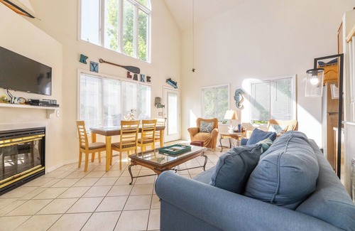 Grand Rivers Condo | Two Bedroom Bayside Condo