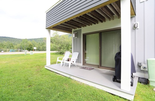 Waterville Valley Condo | Two Bedroom Condo Near Waterville Valley Town Square! (SS9V)