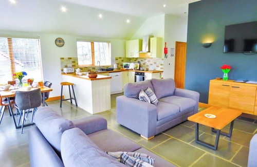 King's Lynn Cottage | Two Bedroom Cottage - King's Lynn - Hay's Wood Retreat